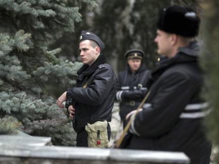 Rusia trimite trupele militare în Ucraina: 6.000 de militari au fost mobilizaţi